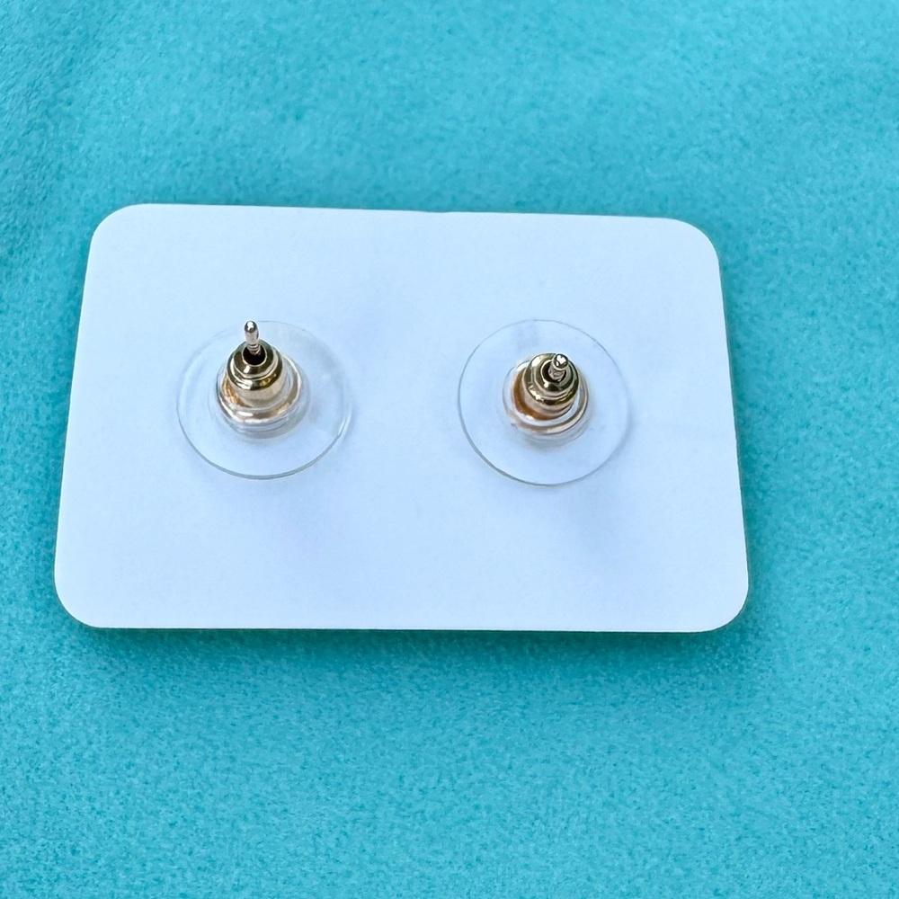 New! Tory Burch-Like Gold Reverse T Earrings OS - Picture 5 of 5